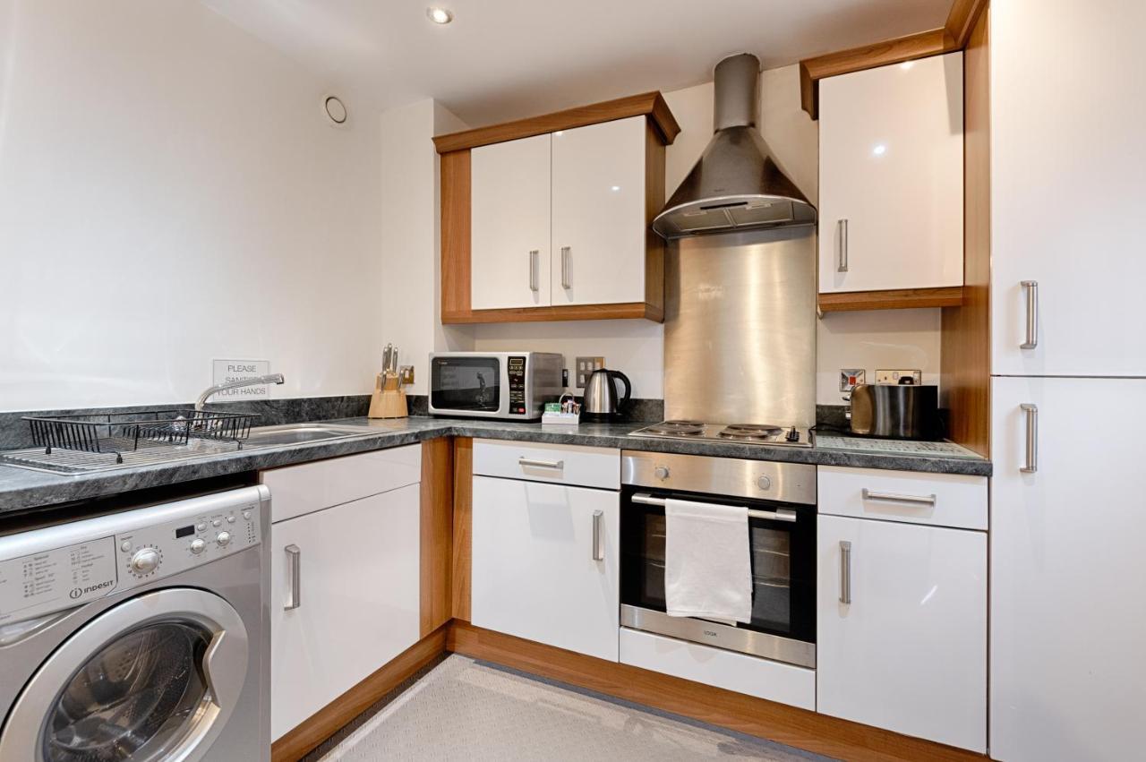 Parking, Balcony, Fully Equipped Kitchen Leilighet Swansea Eksteriør bilde