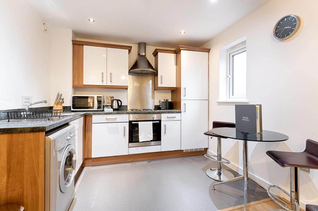 Parking, Balcony, Fully Equipped Kitchen Leilighet Swansea Eksteriør bilde